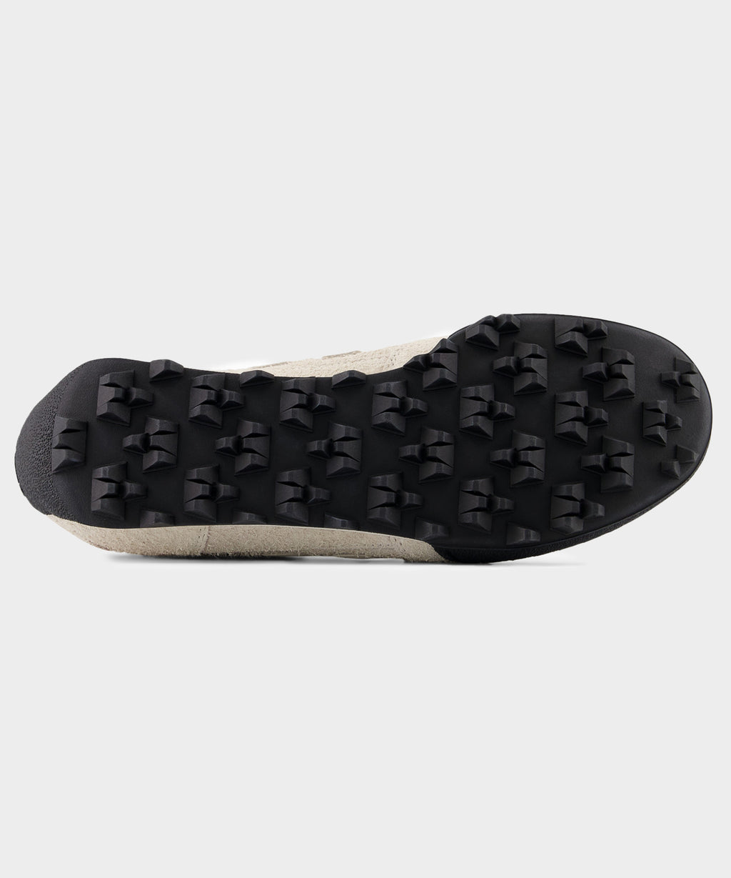 View of the New Balance Gator Run Sneaker.