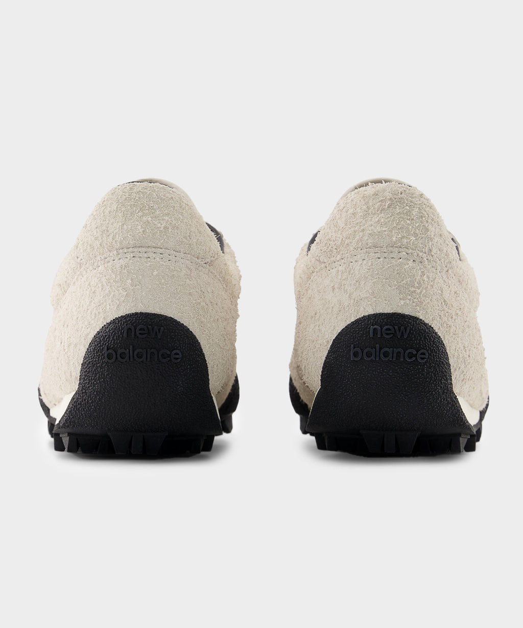View of the New Balance Gator Run Sneaker.
