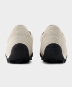 View of the New Balance Gator Run Sneaker.