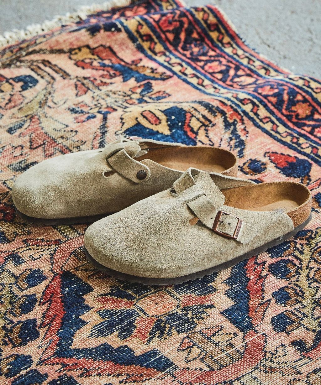 Birkenstock Boston Clog in Taupe