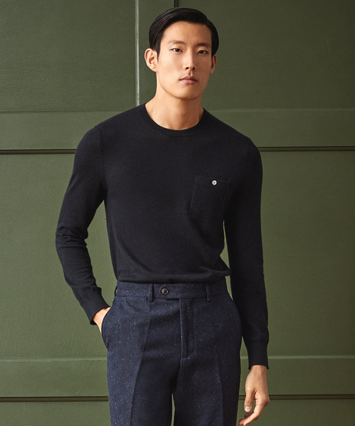 Premium Cashmere Pocket Tee in Black