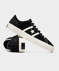 Converse One Star Academy Pro Suede in Black