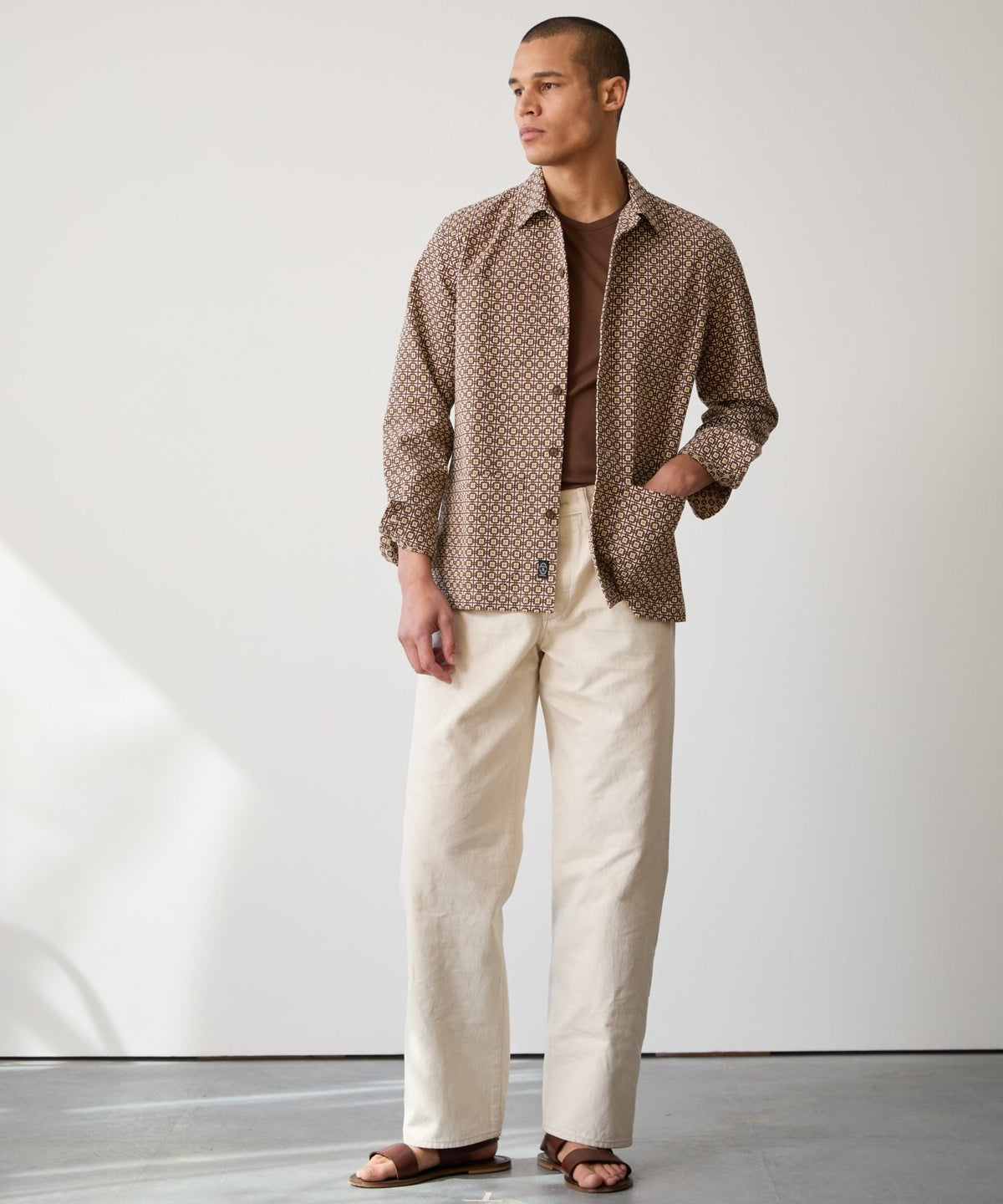 Dobby Chore Shirt in Brown