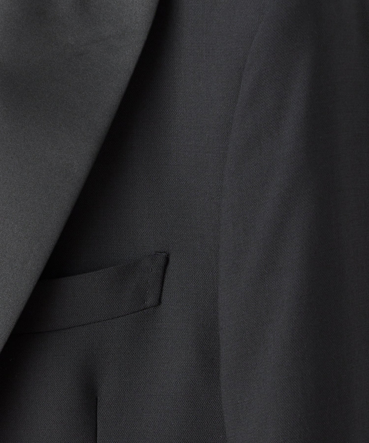 Italian Wool Peak Lapel Tuxedo Jacket