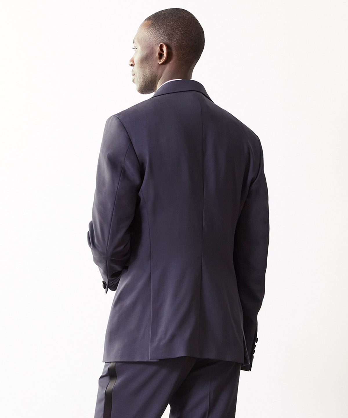 Italian Peak Lapel Tuxedo Jacket in Navy