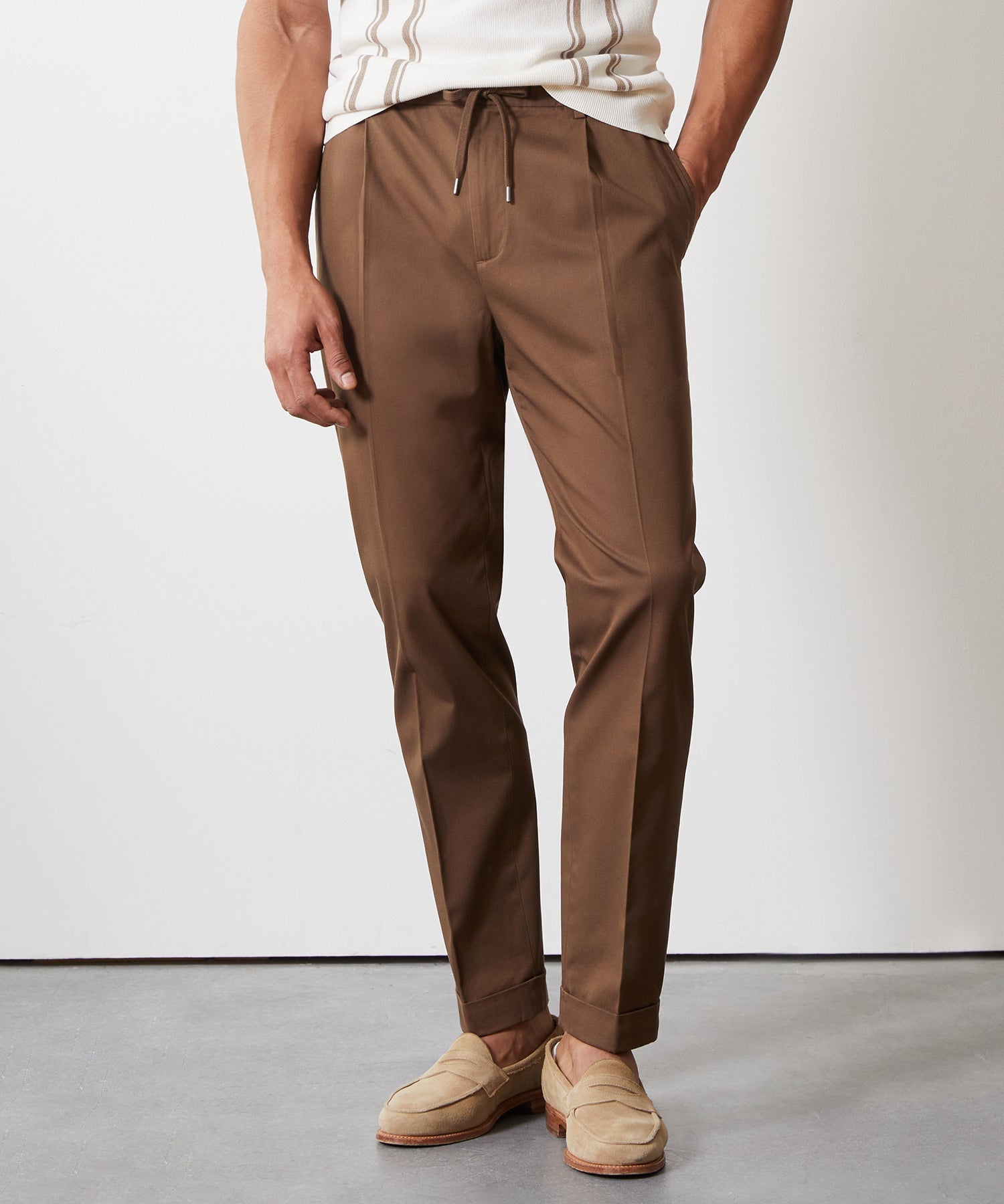 Modern Chino Trouser in Mocha