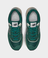 New Balance 574 Legacy Abundant Green