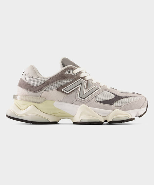 New Balance 9060 グレー スニーカー New Balance 9060 Sneaker in Grey – Todd Snyder
