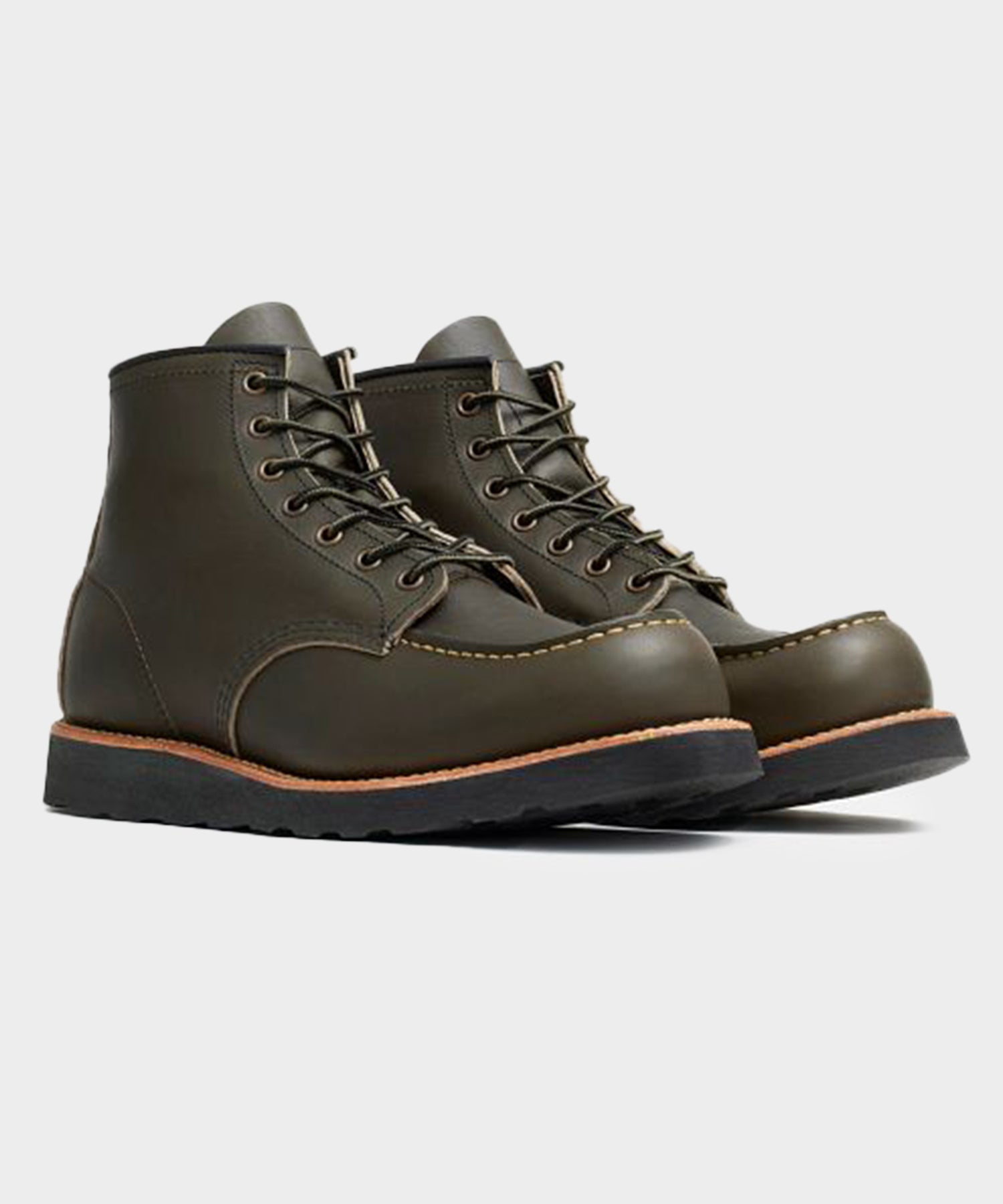 Red Wing 6 in Classic Leather Moc Boot in Alpine Green – Todd Snyder