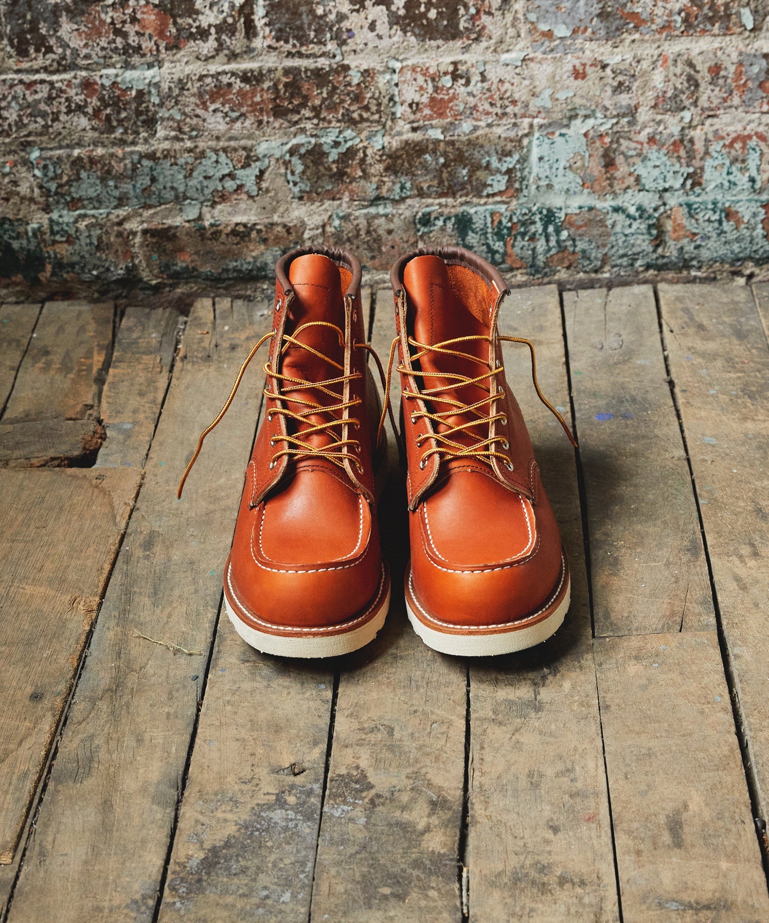 Red Wing 6-in Classic Moc Boot in Brown – Todd Snyder