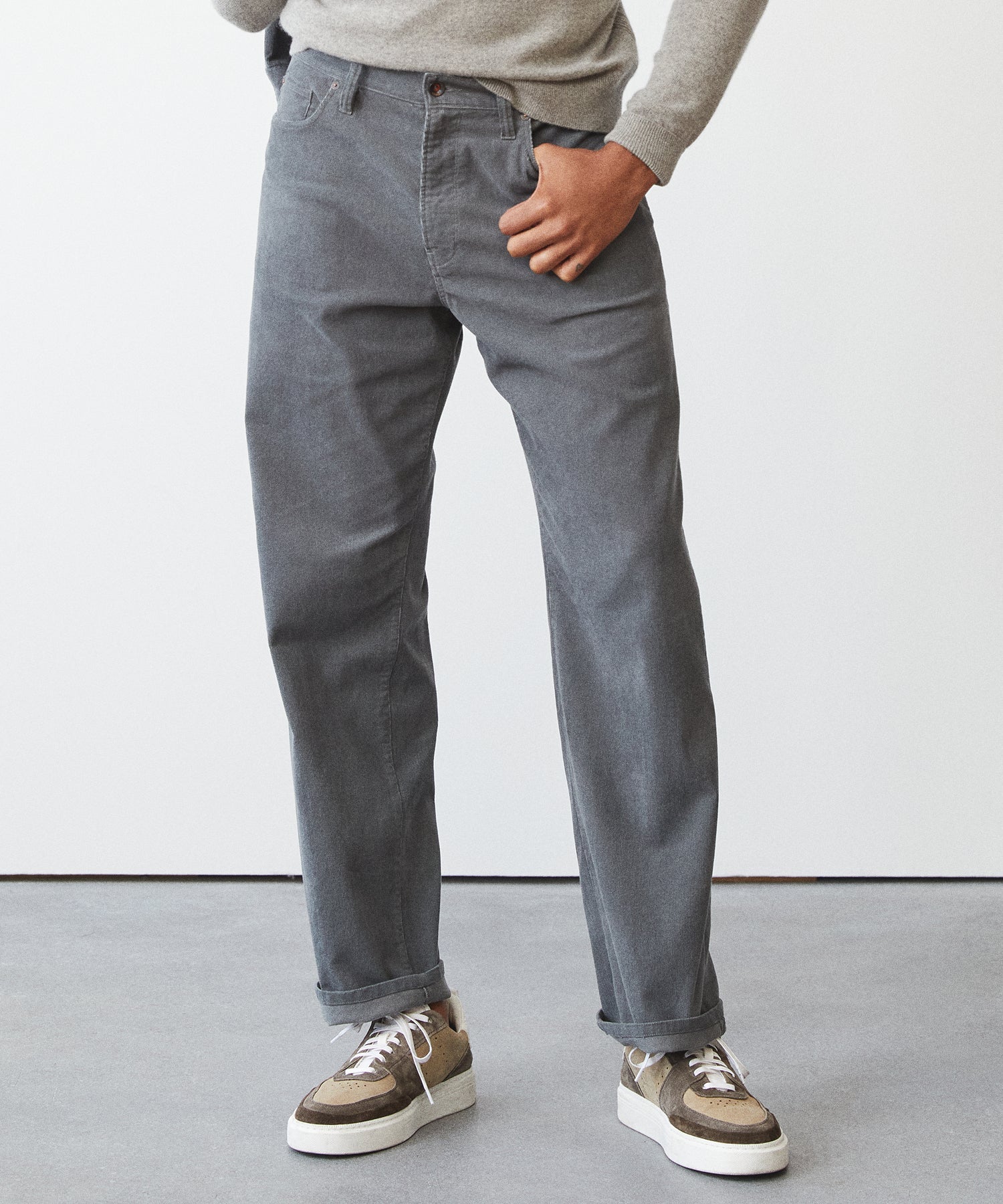 Relaxed Fit 5-Pocket Corduroy Pant in Slate Grey
