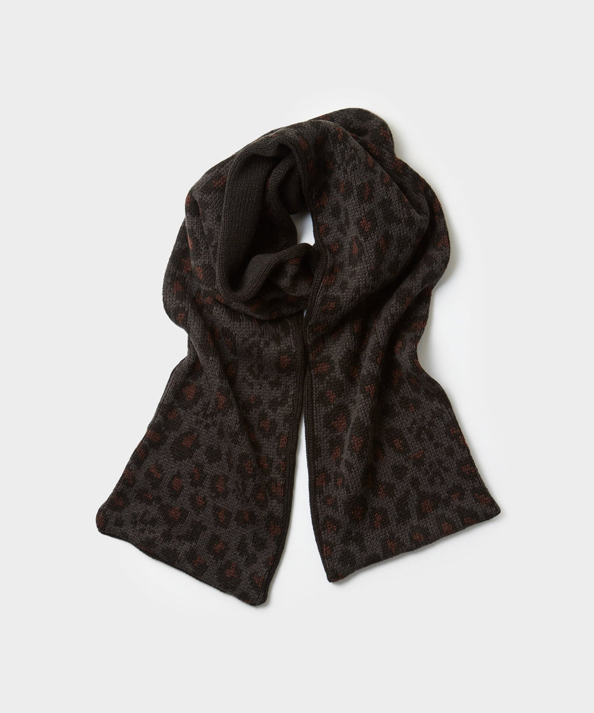 Rototo Reversible Chunky Muffler in Charcoal Leopard