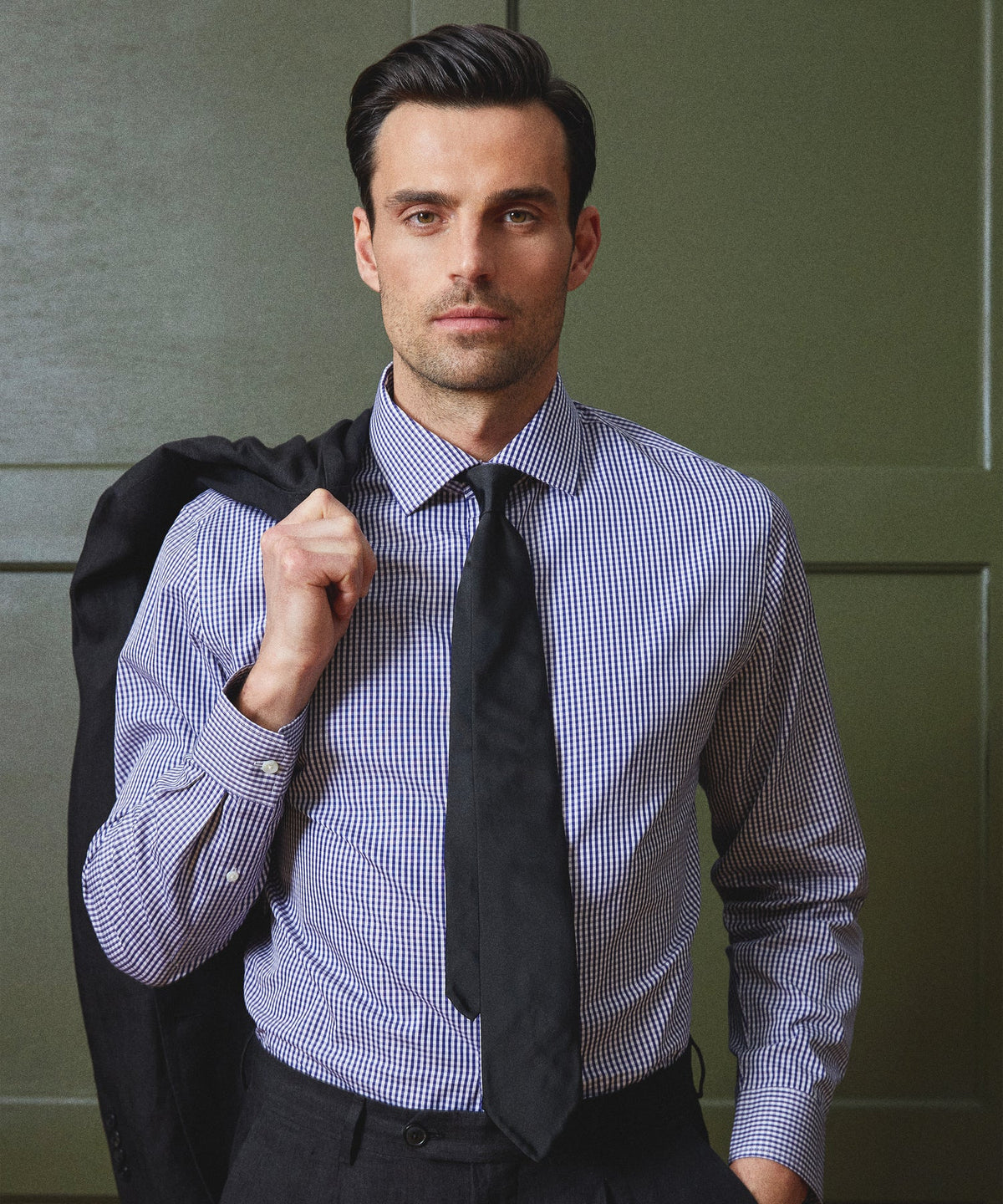 Spread Collar Poplin Dress Shirt in Navy Mini Gingham