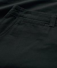 Straight Fit Favorite Chino in Pitch Black
