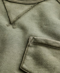 Sun-Faded Midweight Pocket Sweatshirt in Army Green