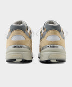 New Balance Made in USA 992 Sneaker