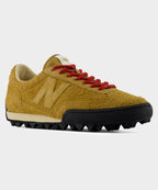 View of the New Balance Gator Run Sneaker.