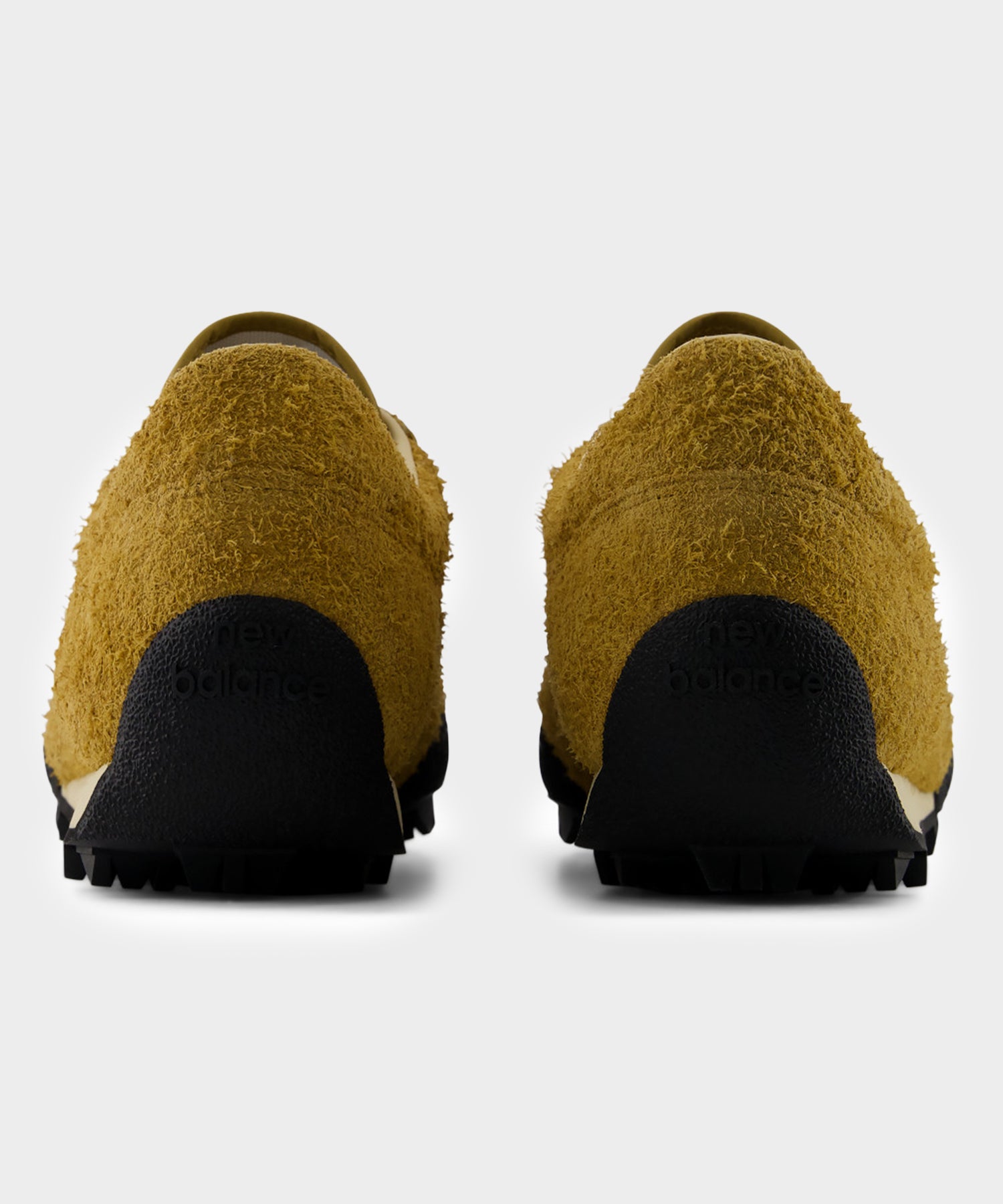 View of the New Balance Gator Run Sneaker.