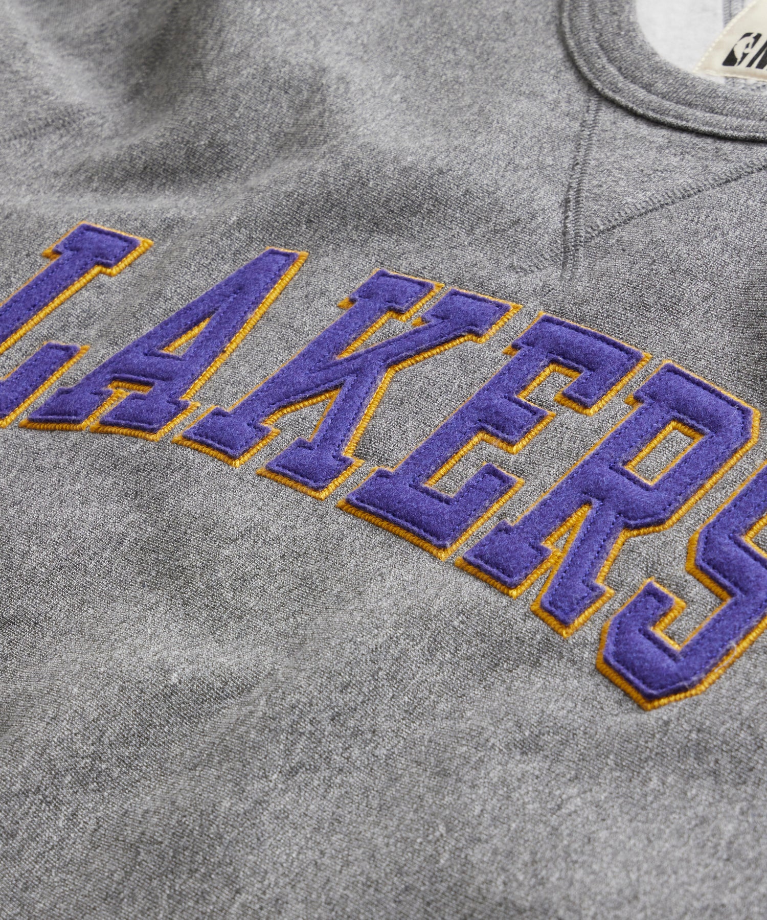 Todd Snyder x NBA Lakers Crewneck Sweatshirt - XS / SALT AND